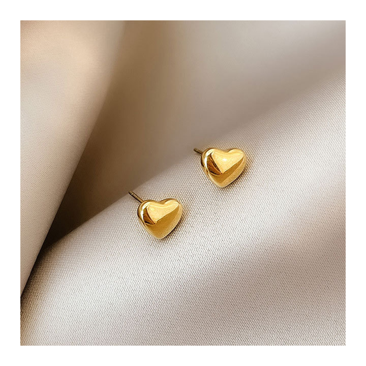 HOVANCI Small Peach Heart Shaped Earrings Stainless Steel Gold Plated Smooth Love Titanium Steel Stud Earrings