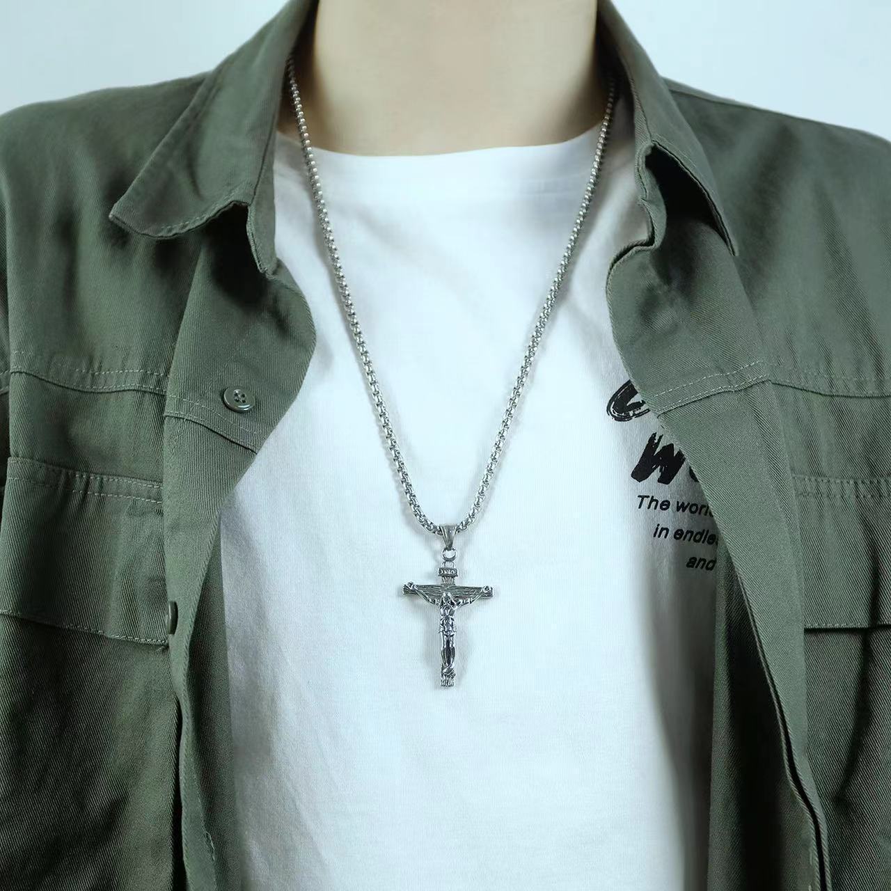 HOVANCI Fashion Jewelry Pendent Necklaces For Men Easter Crucifix Jesus Christ Cross Pendant Necklace For Men Women