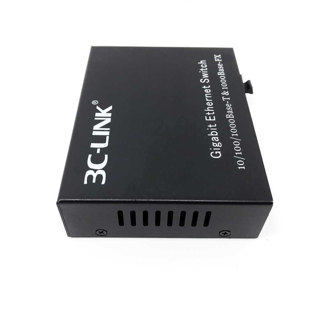 Gigabit ethernet optical fiber switch 10/100/1000M 4 UTP + SFP Mini  5 port unmanageable fiber switch