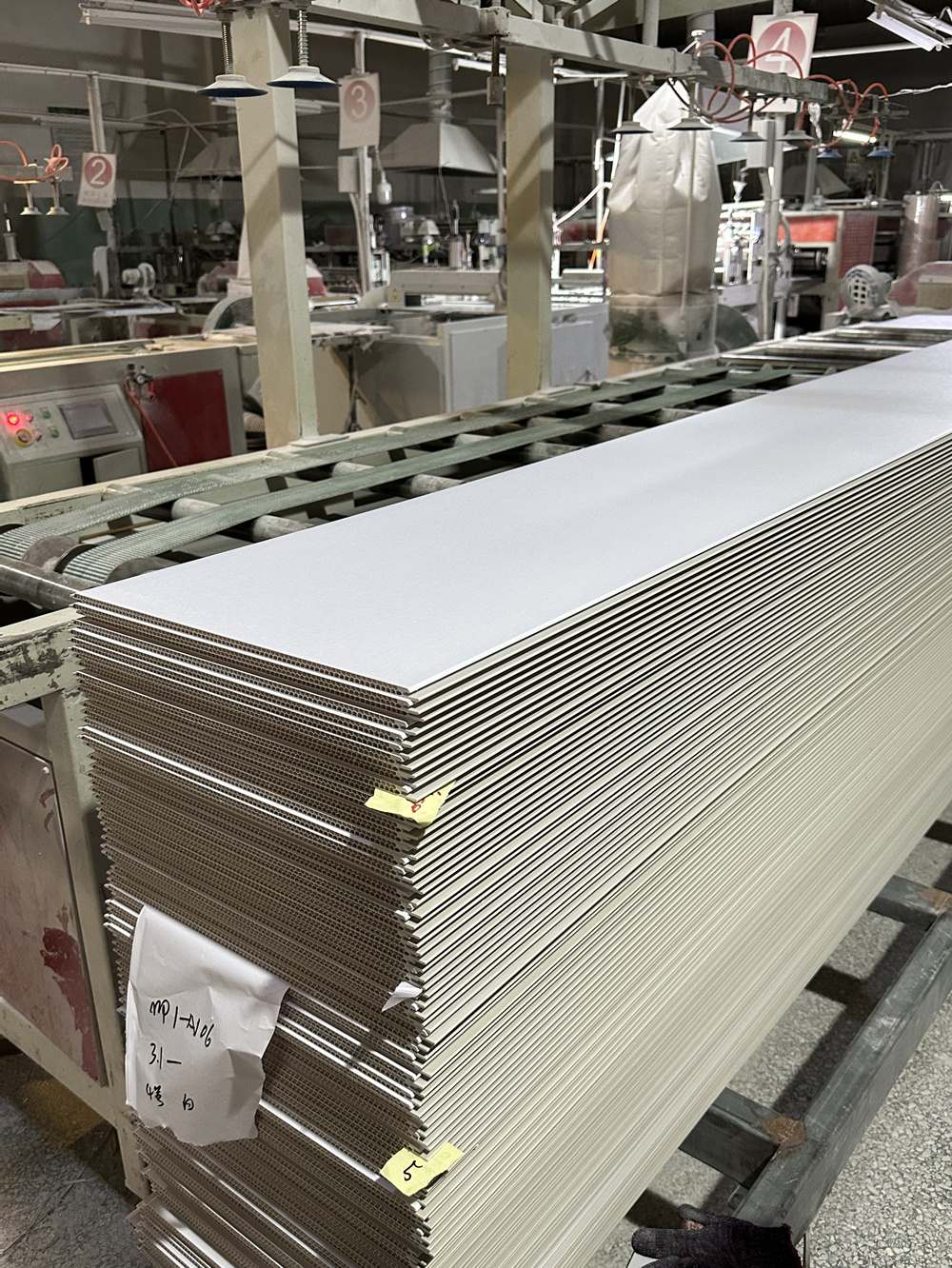 250x7.5mm Forro Pvc Wall Panel Lamination V Groove PVC Ceiling Wall Panel