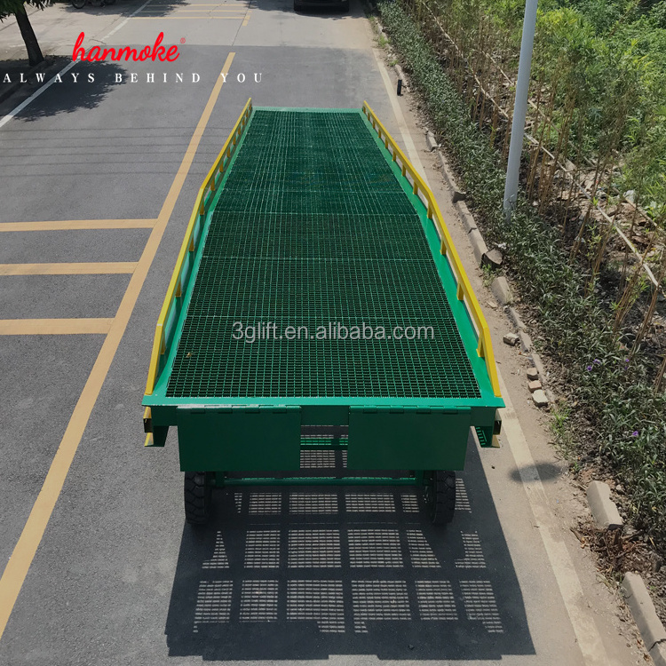 Hanmoke 10T hydraulic forklift loading ramp  unload container loading dock trailer steel truck mobile loading yard ramp for sale