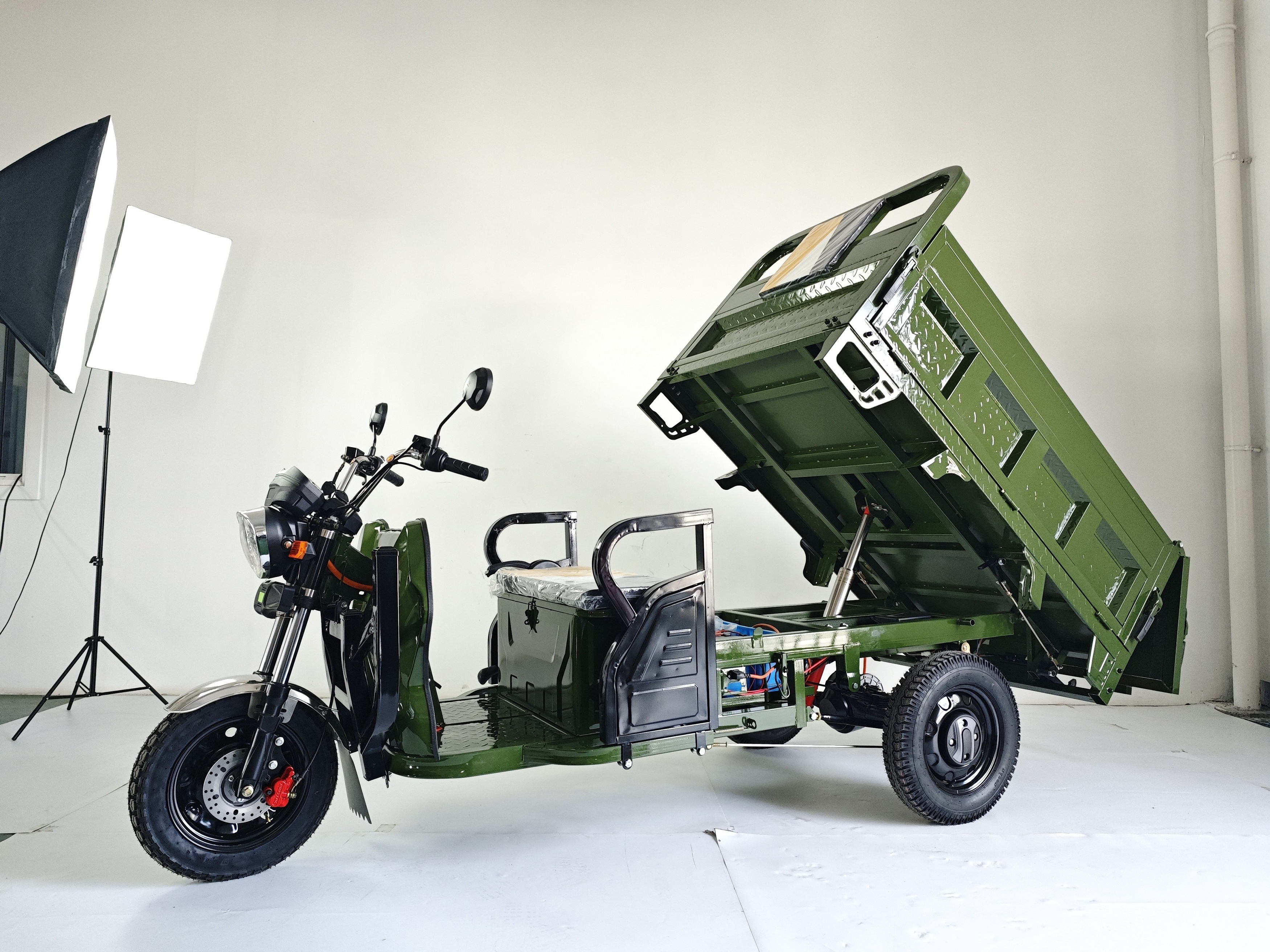 Strong Electric Tricycle E Motorized 3 Wheel Scooter Truck For Heavy Industrial Farm Cargo