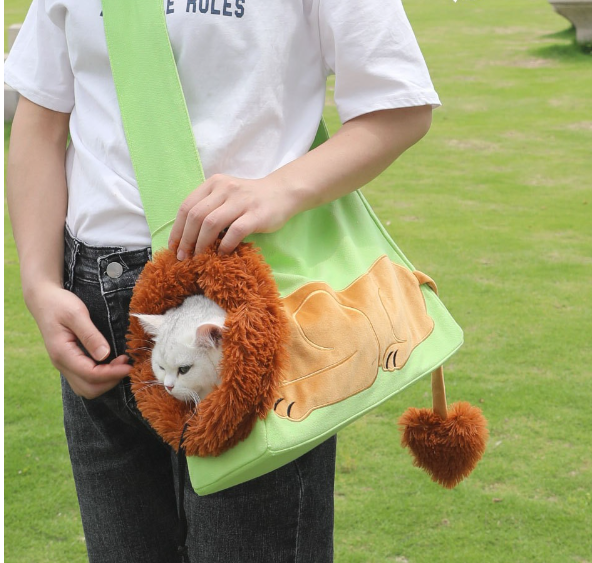 Wholesale Innovative Designer Pet Lion Bags Pet Dog Cat Sling Carrier Bag Lion Shape Pet Bag