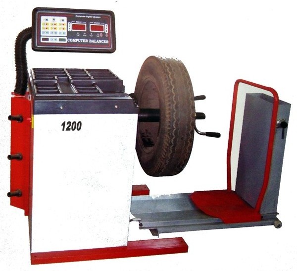 CB1200 Truck Wheel balancer,truck tyre balancer