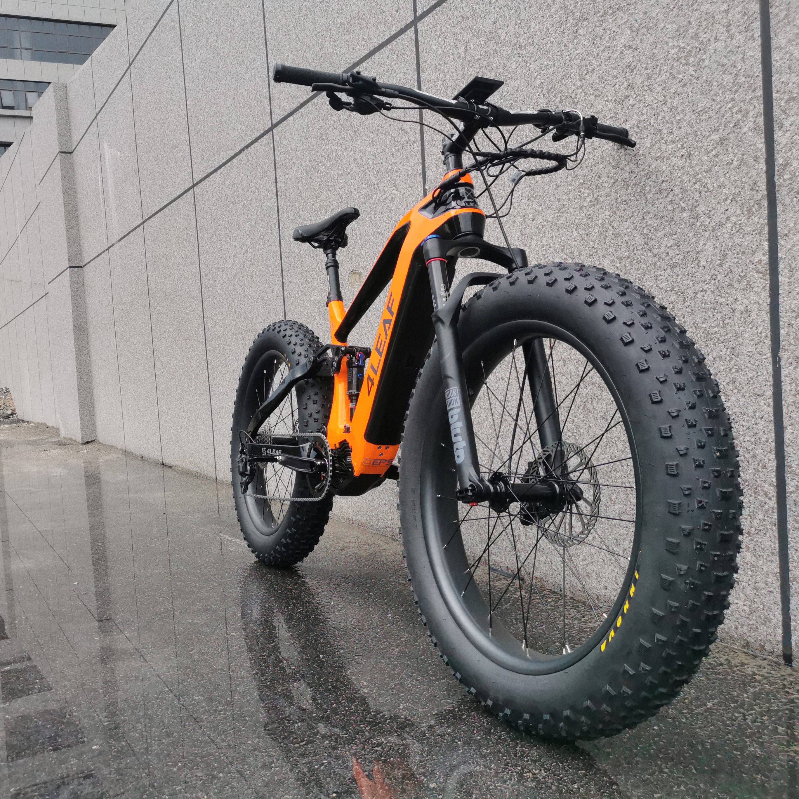 4 LEAF 26 Wheel Size Electric Hybrid Bike 1000W M620 Rockshox Bluto Monarch Suspension Bafang Ebike Fat Carbon