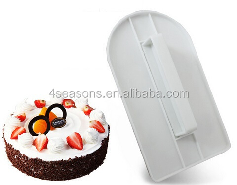 Cake scraper, cake smoother, classic cake decorating equipment