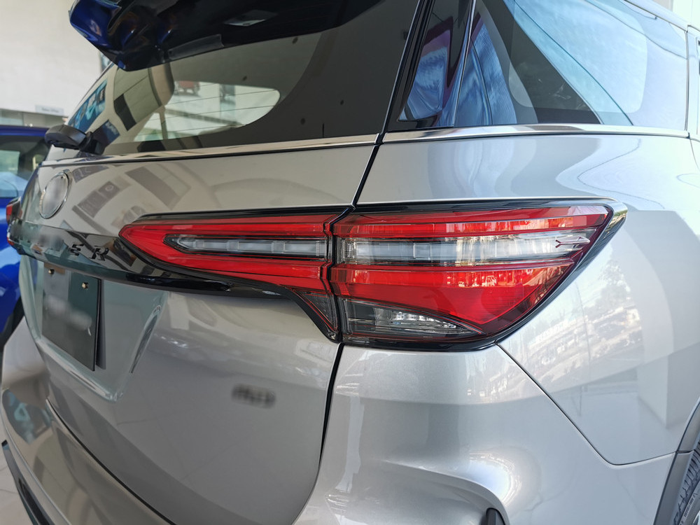 NEW LED Tail Lamp For Fortuner 2021 Taillight Break Light