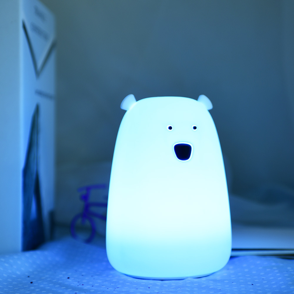 New Bear small table lamp LED gift light remote control creative warm bedroom bedside lamp custom USB night light