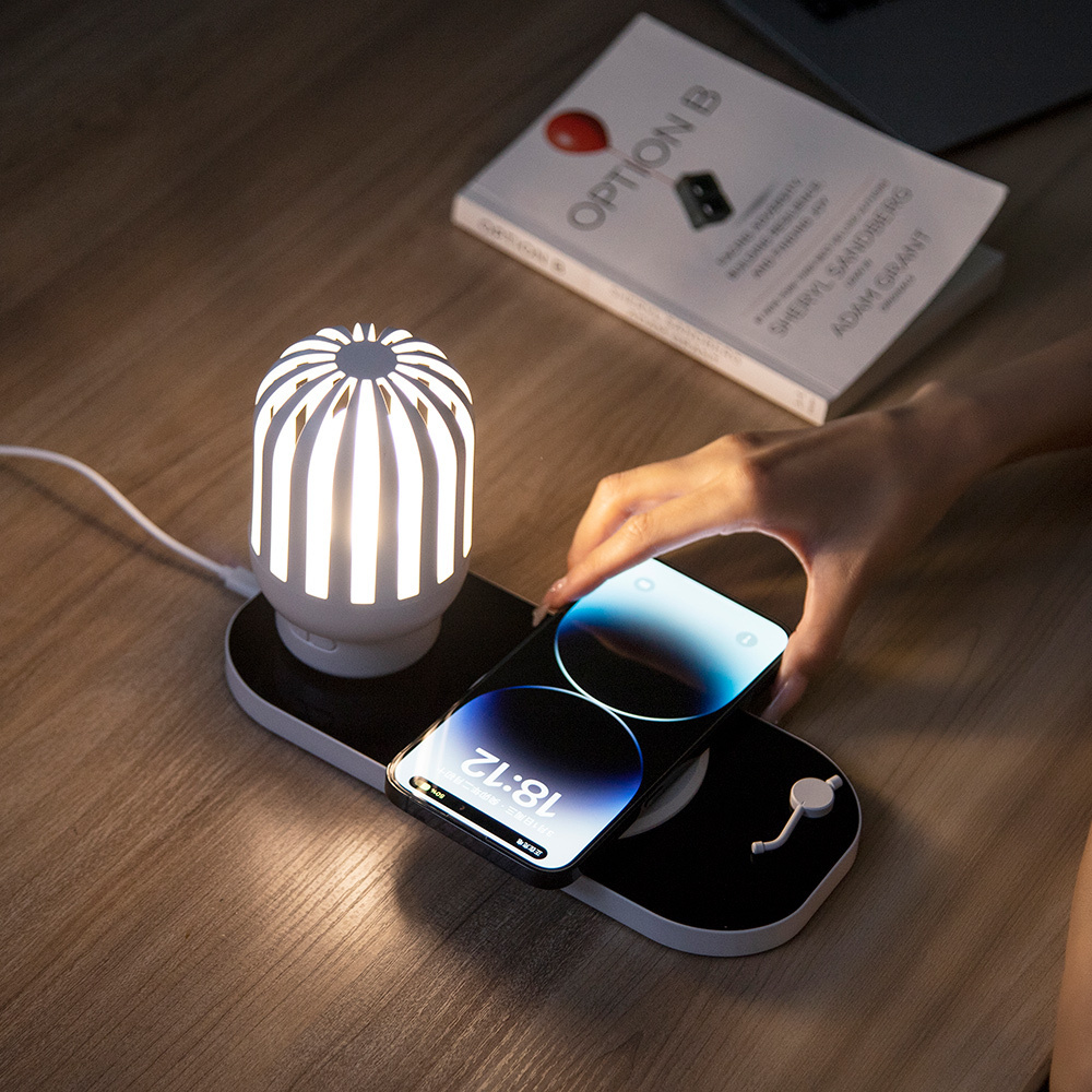 Living Room Bedroom Bedside Decorative Wireless Table Lamp with Wireless Charger