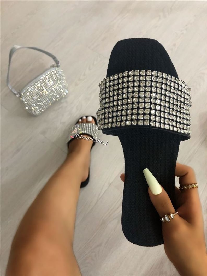 Beautiful Summer Sandals Sexy Sepatu Woman Diamond Slippers Flat Shoes