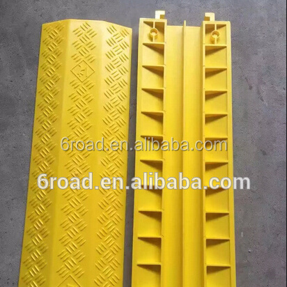 plastic cable cover, CE two channels Big Indoor PU PVC Plastic cable cover, CABLE PROTECTOR