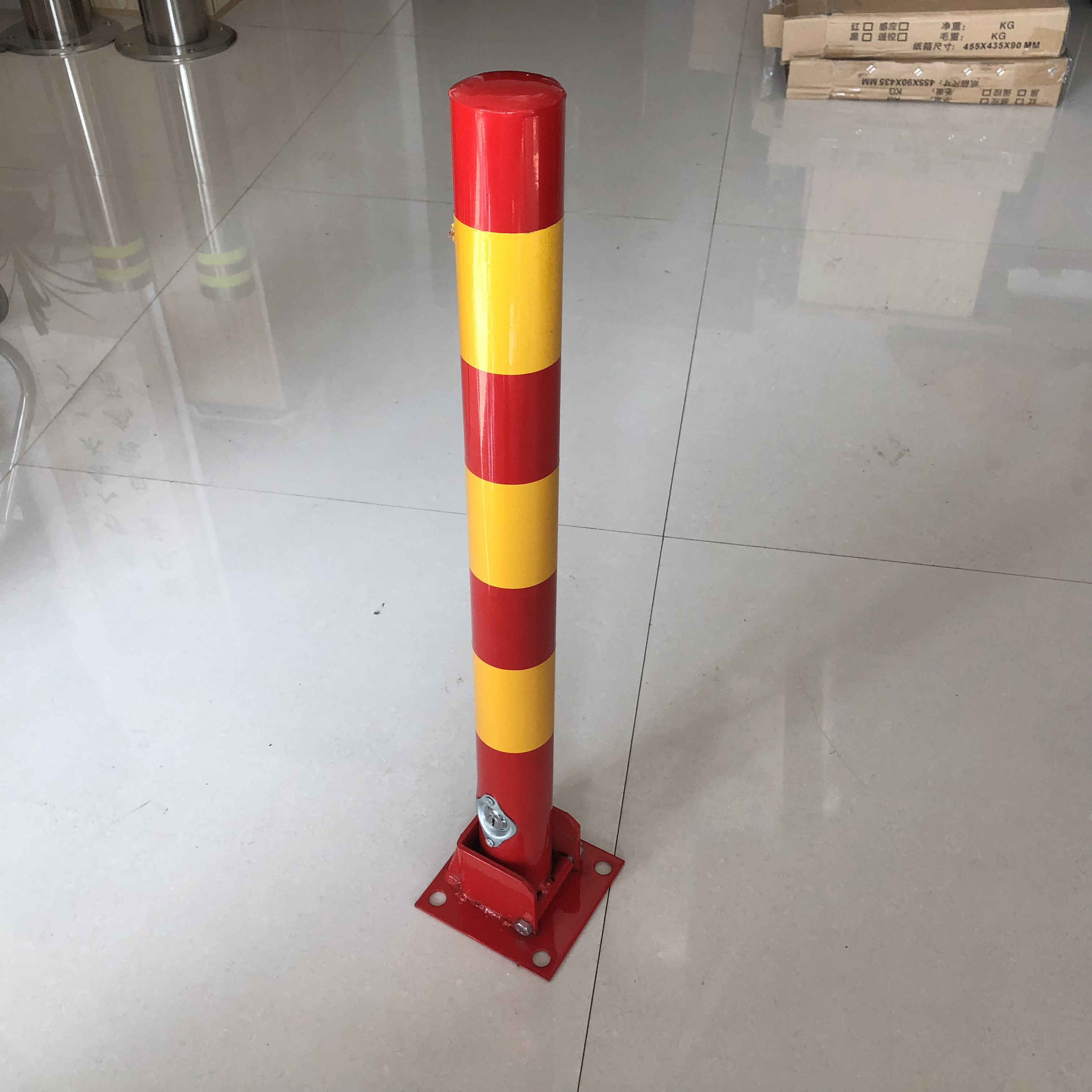 removable lockable parking bollards