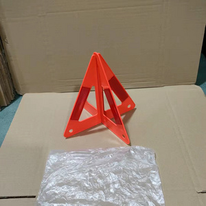 Red Safety Reflective Traffic Warning Triangle for Emergency