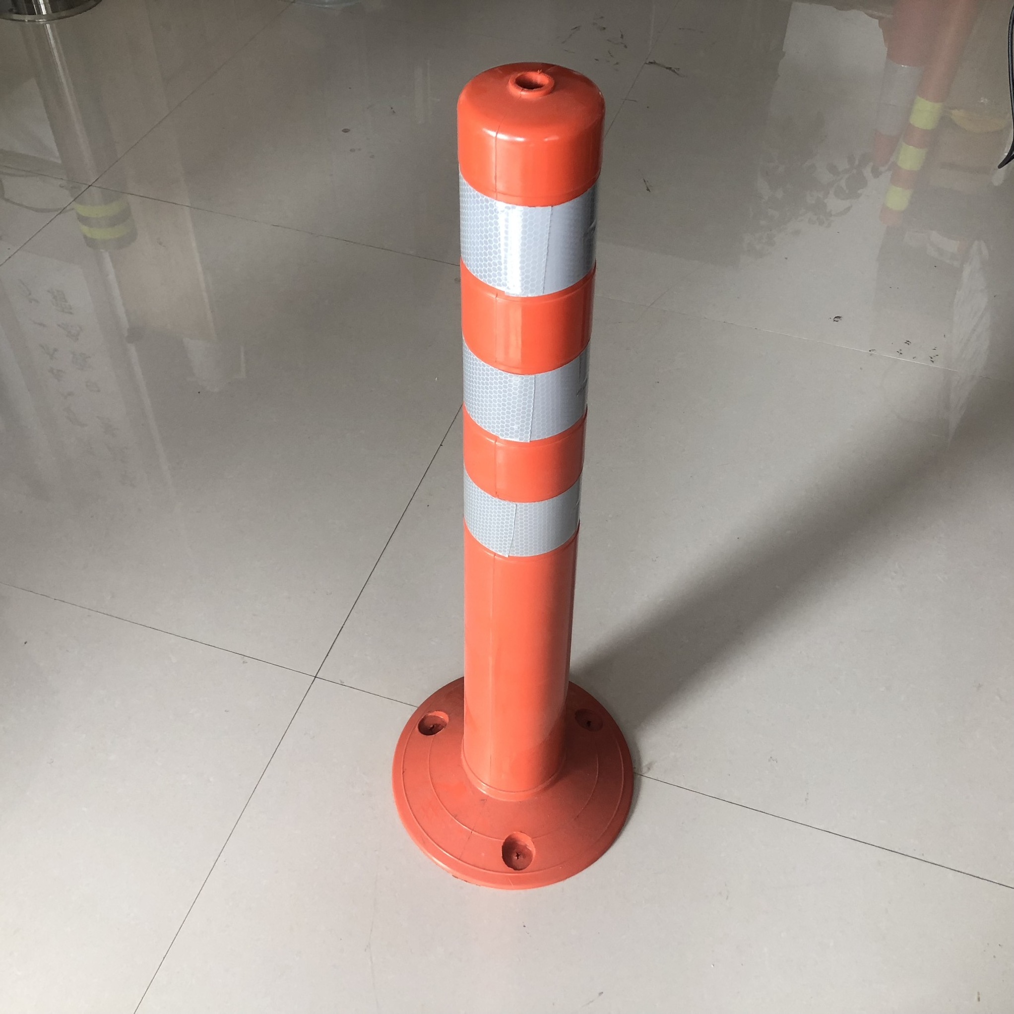 black color High Quality PU Spring Flexible Delineator Post, Traffic Bollards