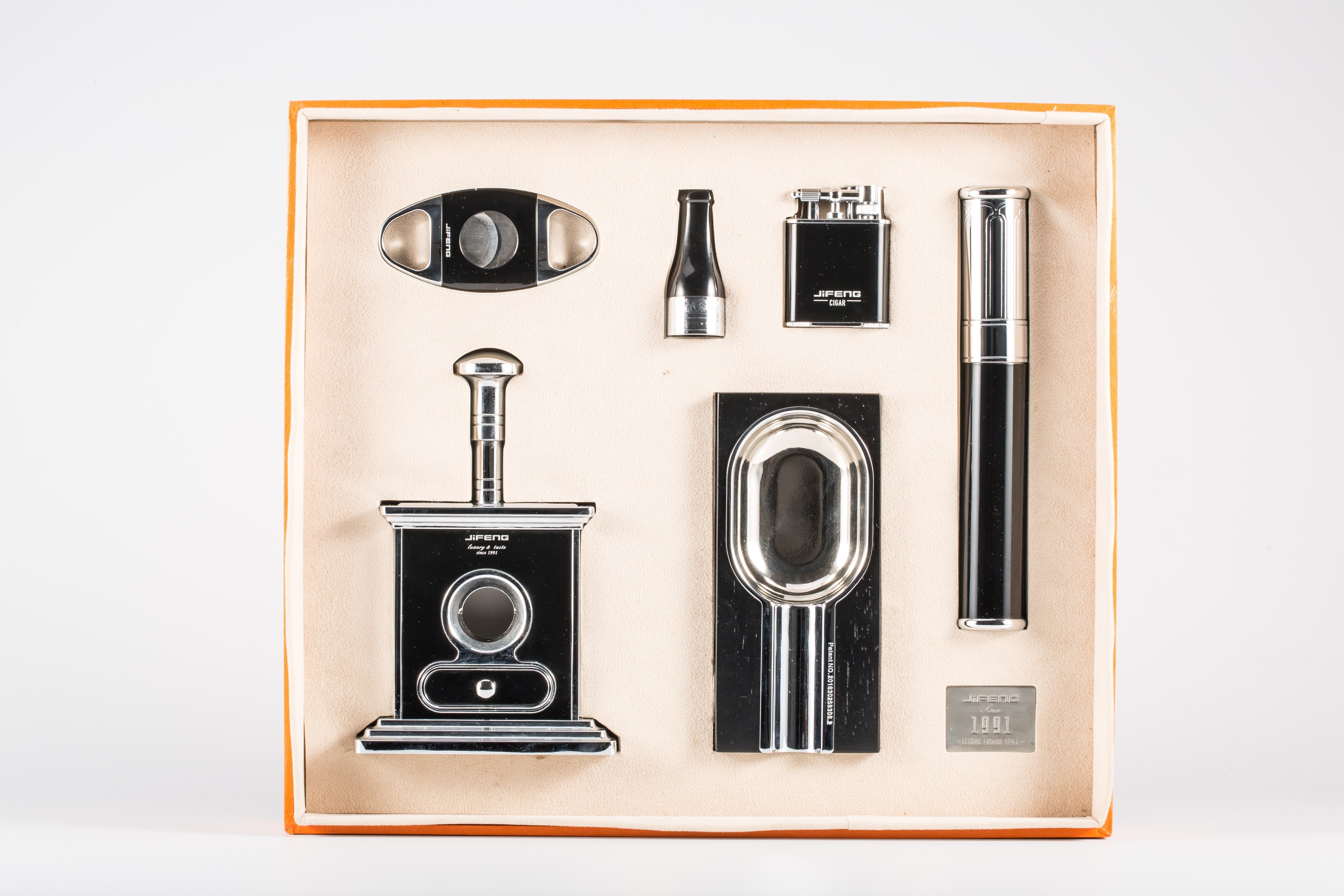 2024 Best Gift Wholesale Cigar Puncher Accessory Kit Hole Portable Cigar Cutter And Drill Gift Box