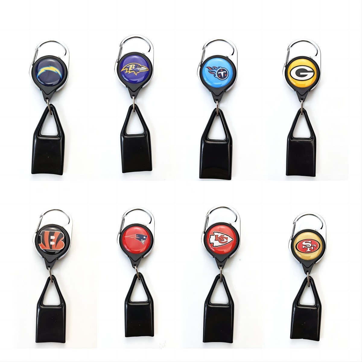 2024 Wholesale Custom Logo Round Mini Premium Retractable Key chain Safe Clip Holder Lighter Pen Leashes