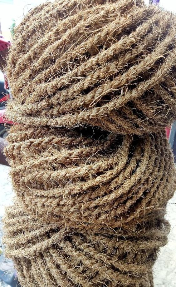 Natural Jute Rope Twisted For Craft Dock Decorative Factory Price Gardening Twine 10mm Coir Rope in Vietnam