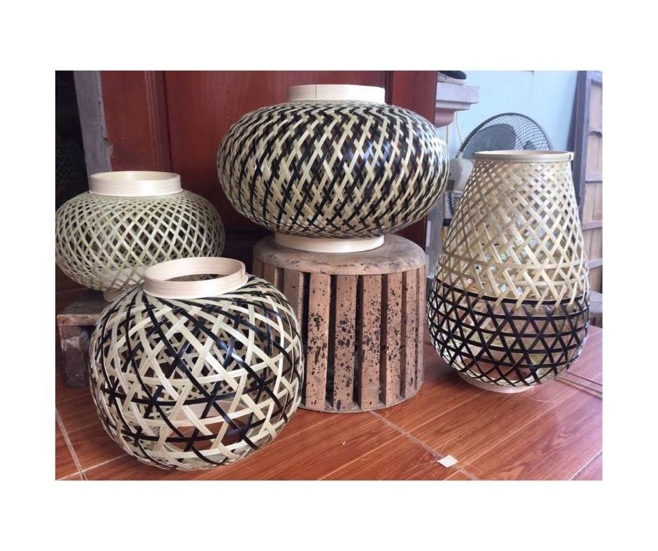 BEAUTIFUL BAMBOO LAMP FROM VIET NAM 99GD