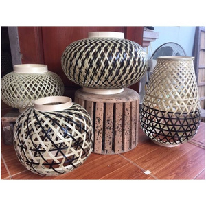 BEAUTIFUL BAMBOO LAMP FROM VIET NAM 99GD