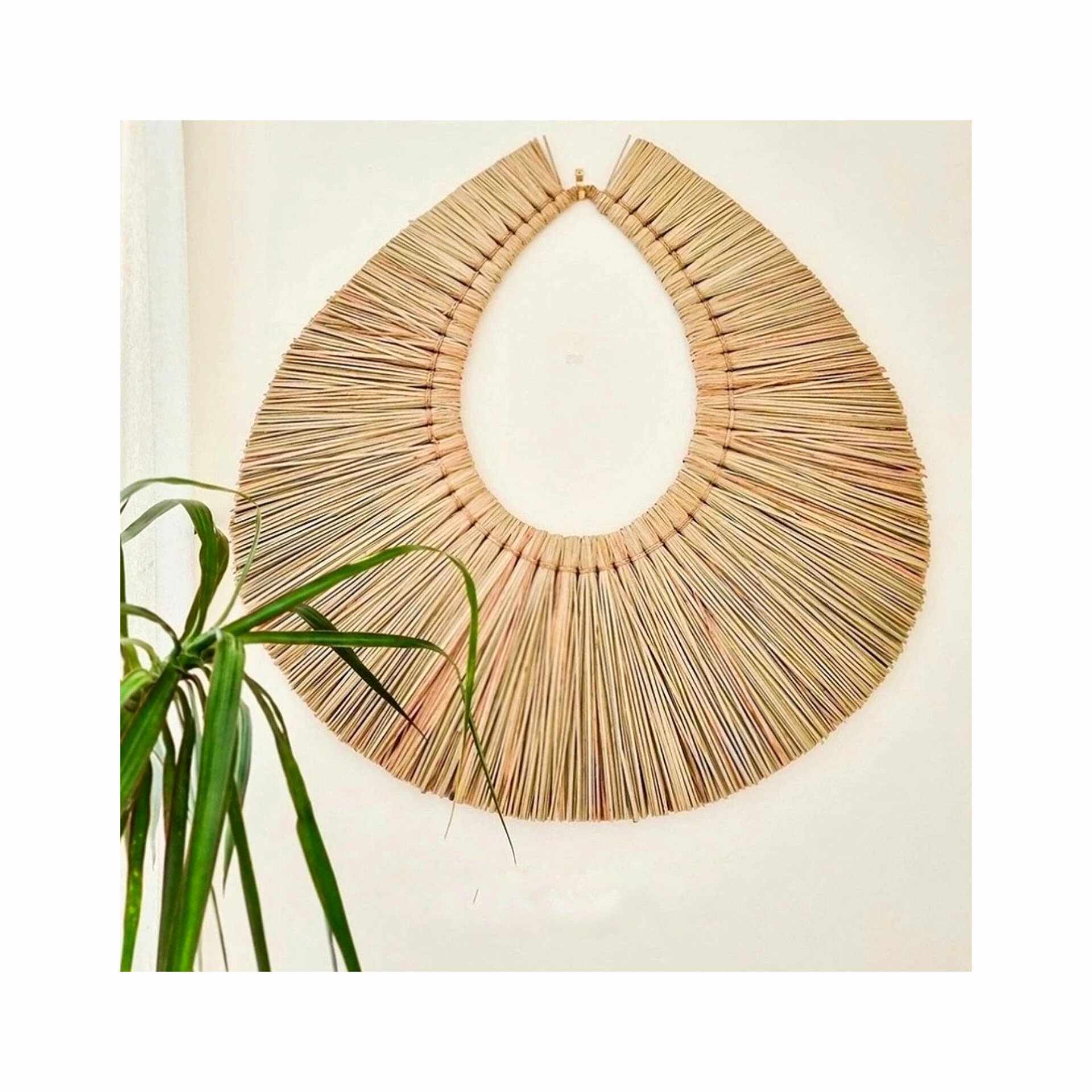 Seagrass Wall Hanging Basket Seagrass placemats/Bamboo Palm Leaf Hanging Hand Fan Cheap Decoration Items Best Quality Vietnam