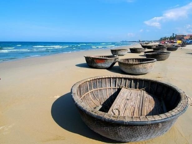 Natural Wooden Bamboo Coracle Basket Leisure Small Boat Tourist Tourism Resort Boat With High Quality At Competitive Price