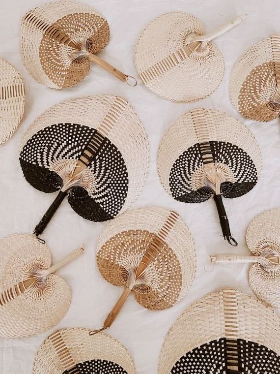 King Craft Viet Hearted Bamboo Hand Fan Wholesale 100% Eco-friendly Reusable Raffia Hand Fan