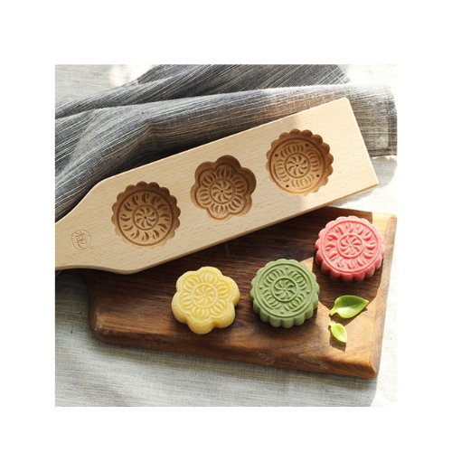 Best Sale 2023 Traditional Wooden Carving Mooncake Mold Natural Wood Banking Mold For Making Cake Decoration Cake Tool