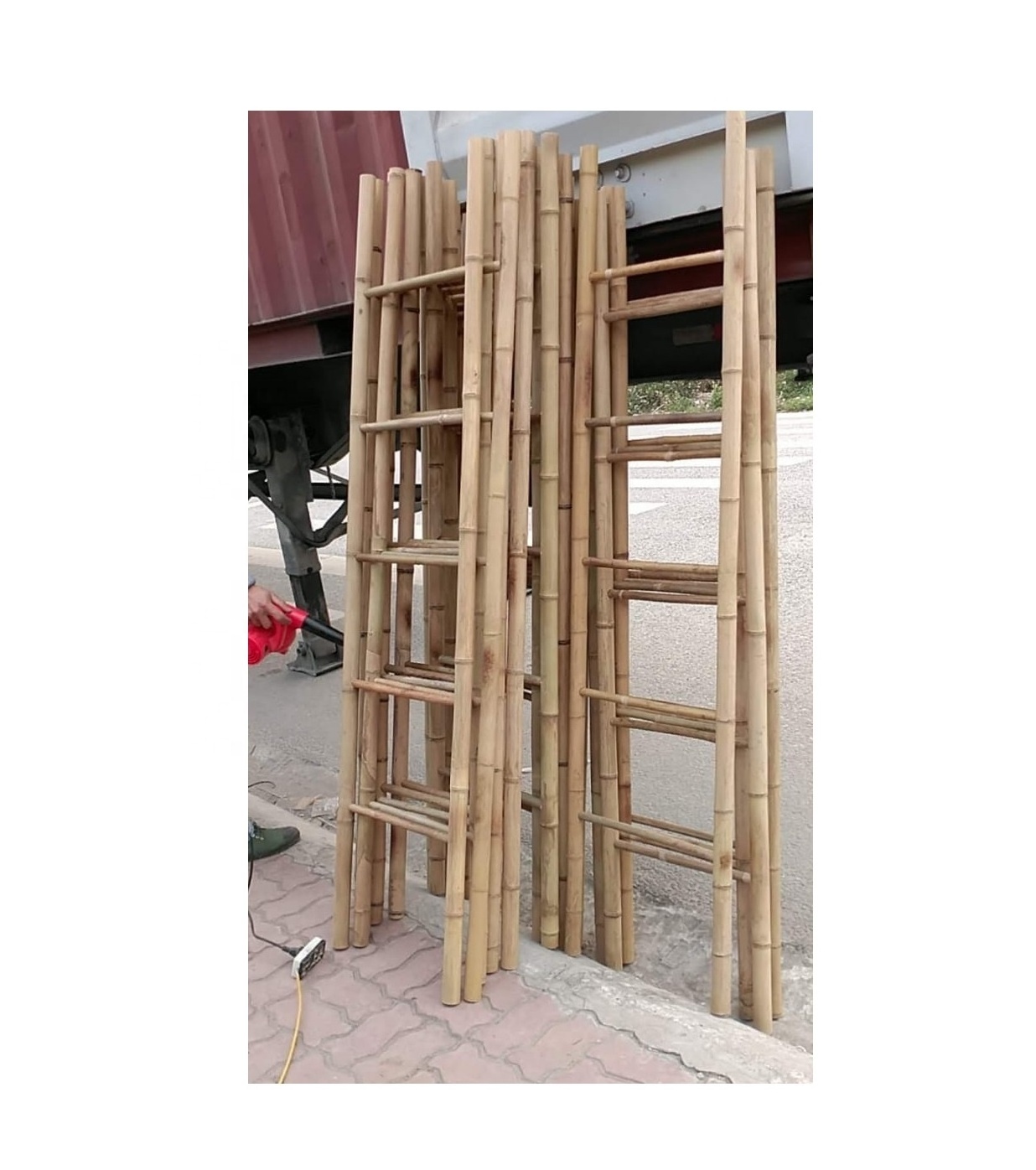 Handmade 6ft Bamboo Blanket Ladder. Home Decor Living Room Bathroom bamboo Towel Ladder whatsapp 0084587176063 Sandy 99 GD