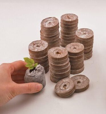 Coconut Coir pellet coconut plugs coco peat pellets coco peat seedling nursery discs for agricultural planting seed nursery