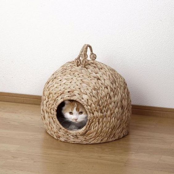 Top Supplier For Pet Products 2024 Cat Dog Rabbit House Make From Rattan Hyacinth/Grass Mat For Hamster Coffee Wooden Dog Chew