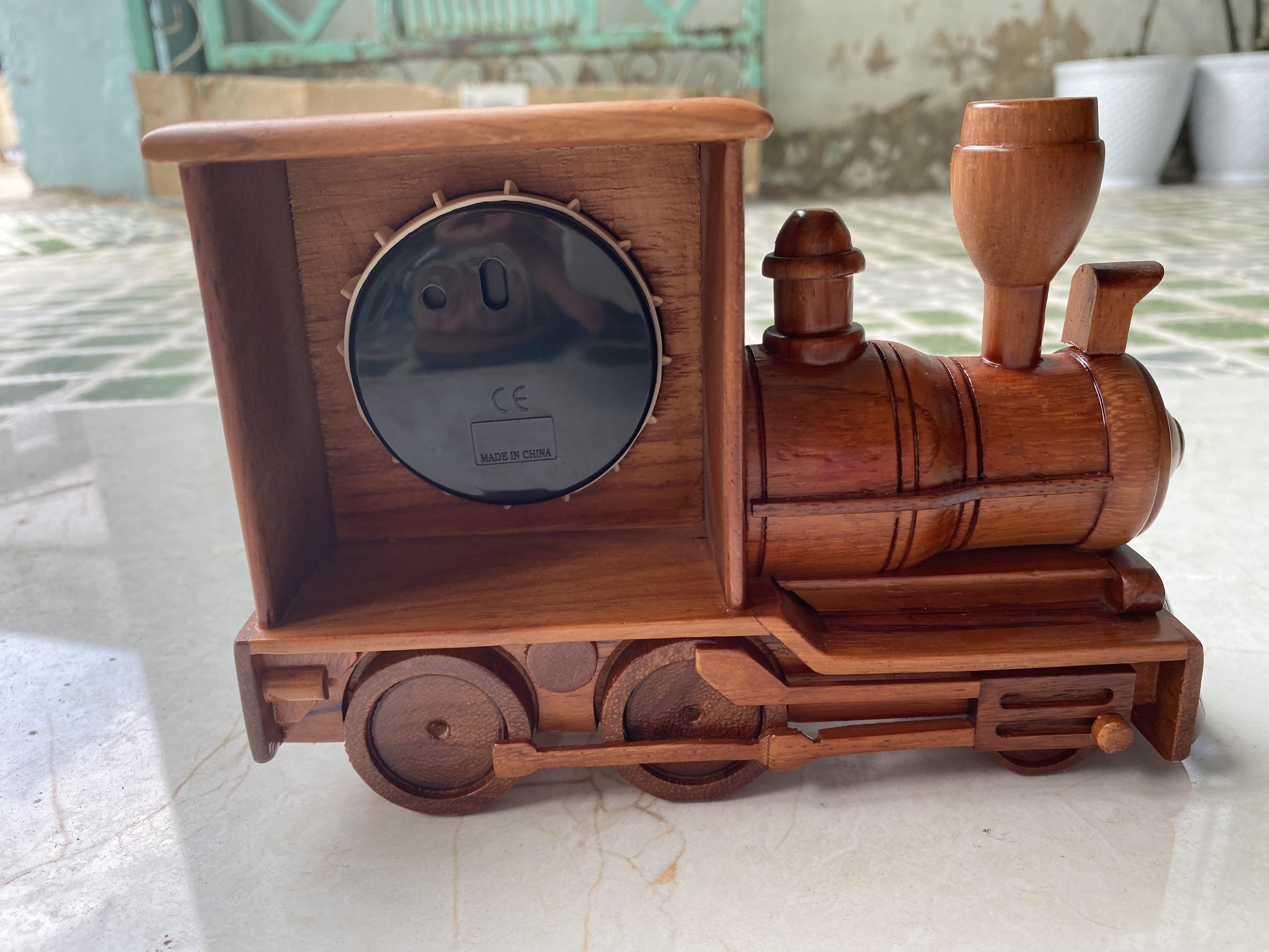 Wholesales Wooden Model Wooden Train With Clock Wooden Crafts Wooden Gift For Decor