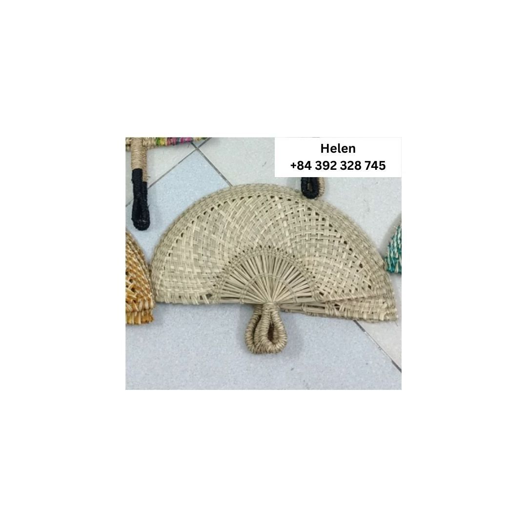 Straw Seagrass Handfan Wholesale Handicraft Product For Native Wedding decor hand fan 99 Gold Data Vietnam Brand