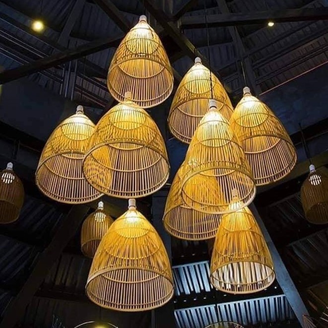 Trending Unique Rattan Bamboo Lamp Shade Organic Bamboo Wicker Weaving Ceiling Chandelier Pendant Lighting For Home Decor