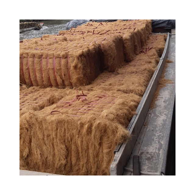 Best Choice From Vietnam-Cocopeat Fiber Chip Low EC/ 100% Coco Husk Cocopeat /Coir Pith For Plants High Quality Hot Sales