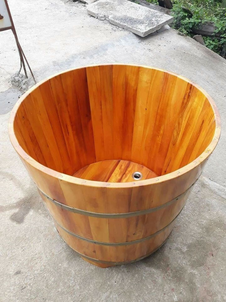 Hot sale high quality custom made round Wooden frame bathtub/ Natrual wooden barrel bath tub from Vietnam (Kaylin +84 817092069)