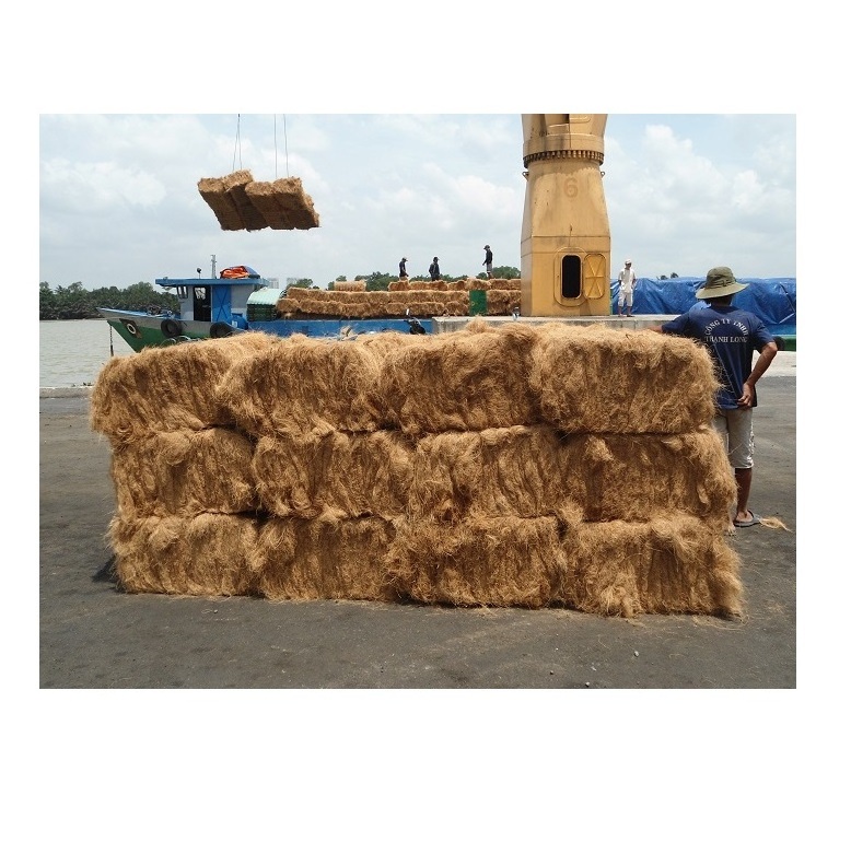 Eco friendly 100% Natural Coir fiber of Coconut / coir fiber bales export from Vietnam/ NATURAL COIR FIBER