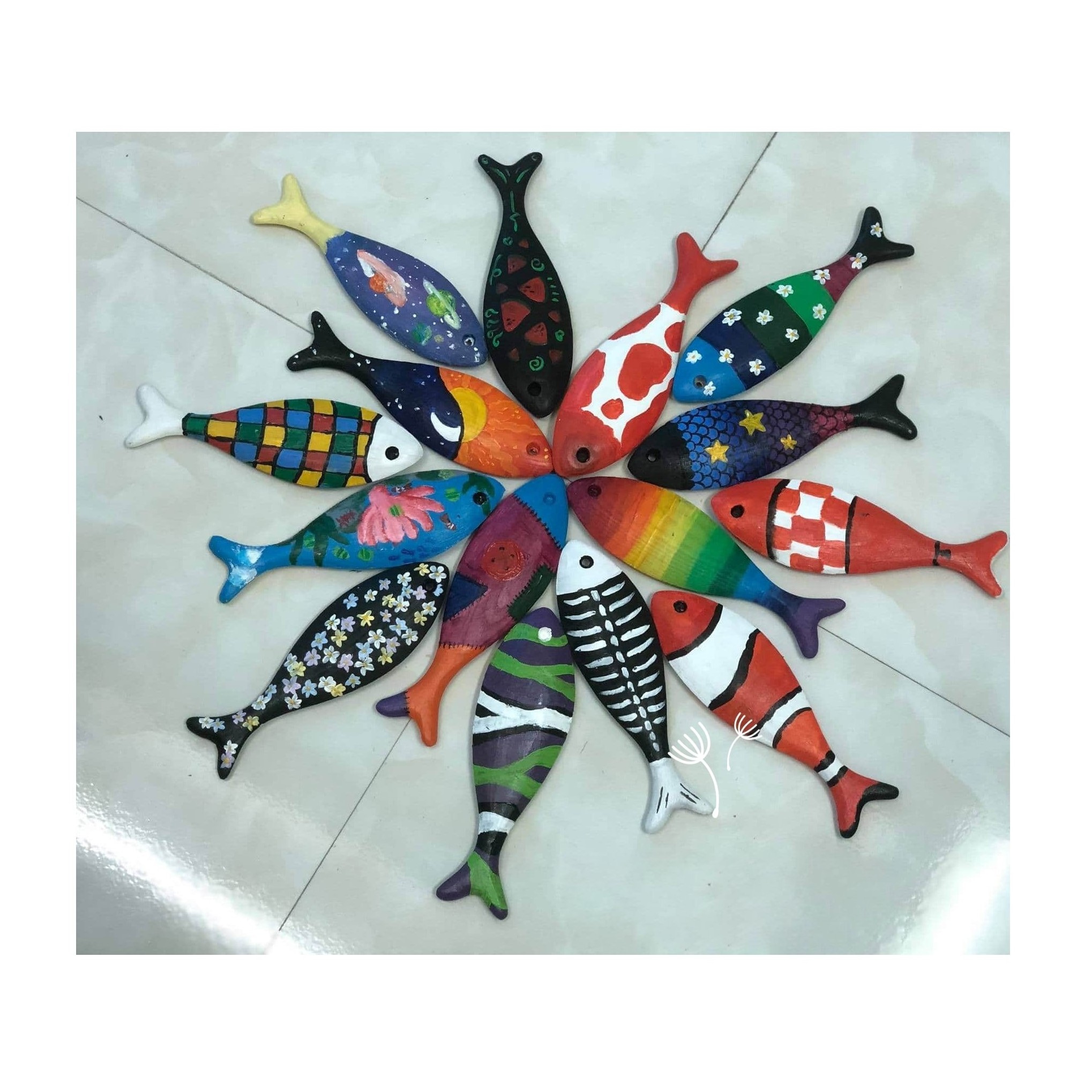 Creative Hobbies Unfinished Wood Fish Cut out Shapes, Ready to Paint or Decorate Wooden Fish Shape for painting - Education Toy