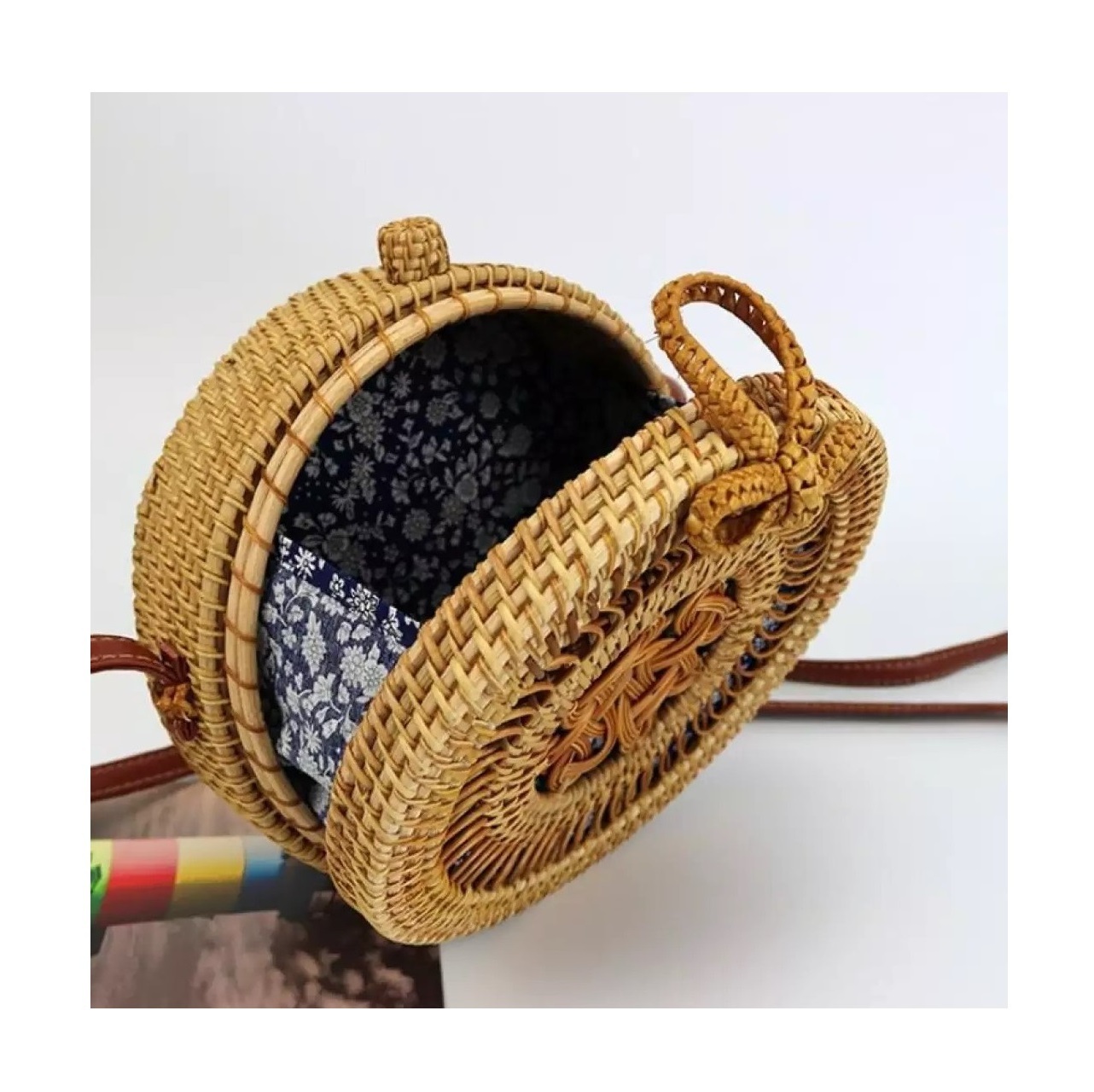 High Quality Round Rattan Bag Rattan Handbag With Sturdy Leather Strap Eco-Friendly Made In Vietnam