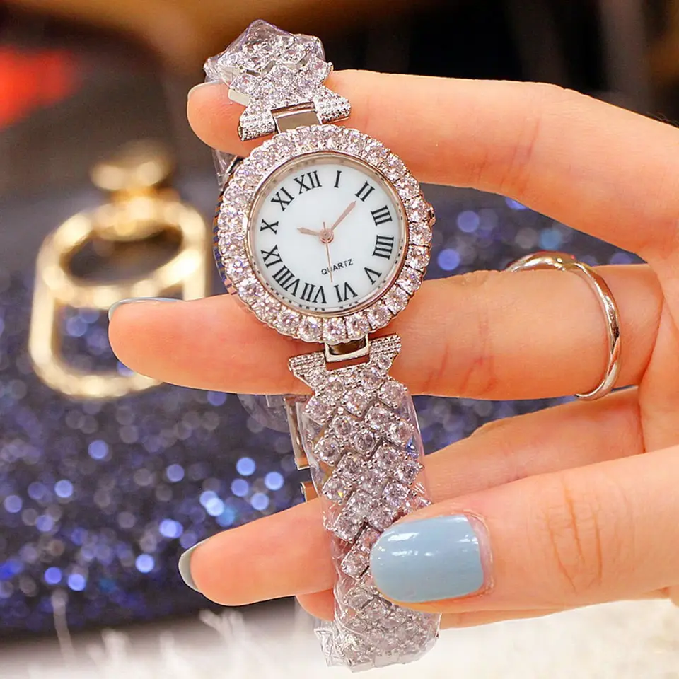 2024 Women luxury watch Set  Ladies Diamond Iced Out Quartz Wrist Watch