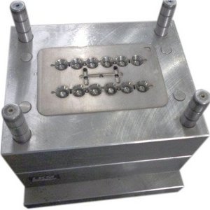 aluminum injection mold make precision injection injection production of china plastic mould die manufacturer