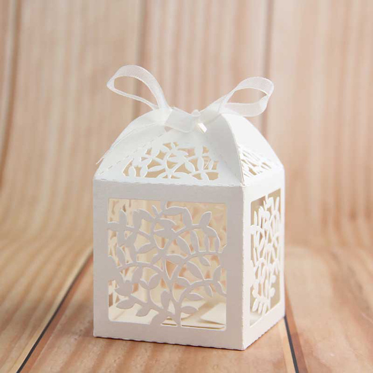 Elegant Glitter Gold Chocolate Gift Wedding Favor Packing Box Personalized Hollow Candy Packaging Box