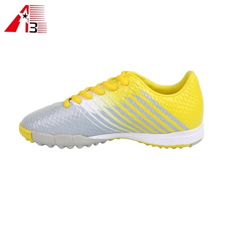 factory wholesale rock bottom price soccer shoes new arrive high quality football training shoes