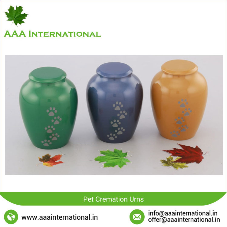 Pet Cremation Urns | Paw Print Pet Urns | Engraved Wholesale Pet Urns