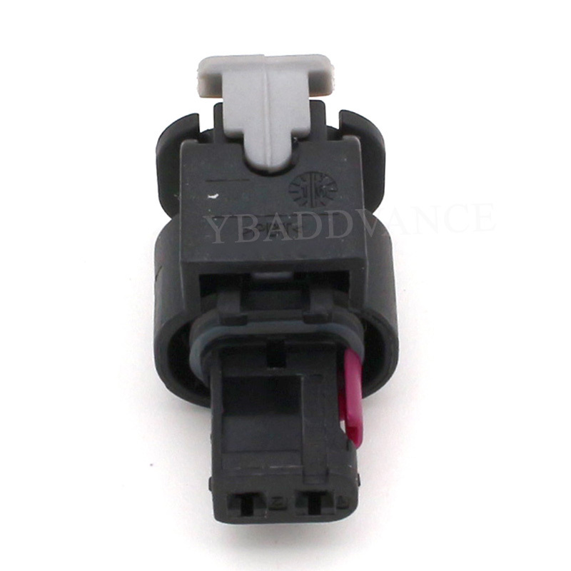 4H0 973 702A 2 Pin Female pa66 gf25 Automotive Plug Connectors For V W A udi