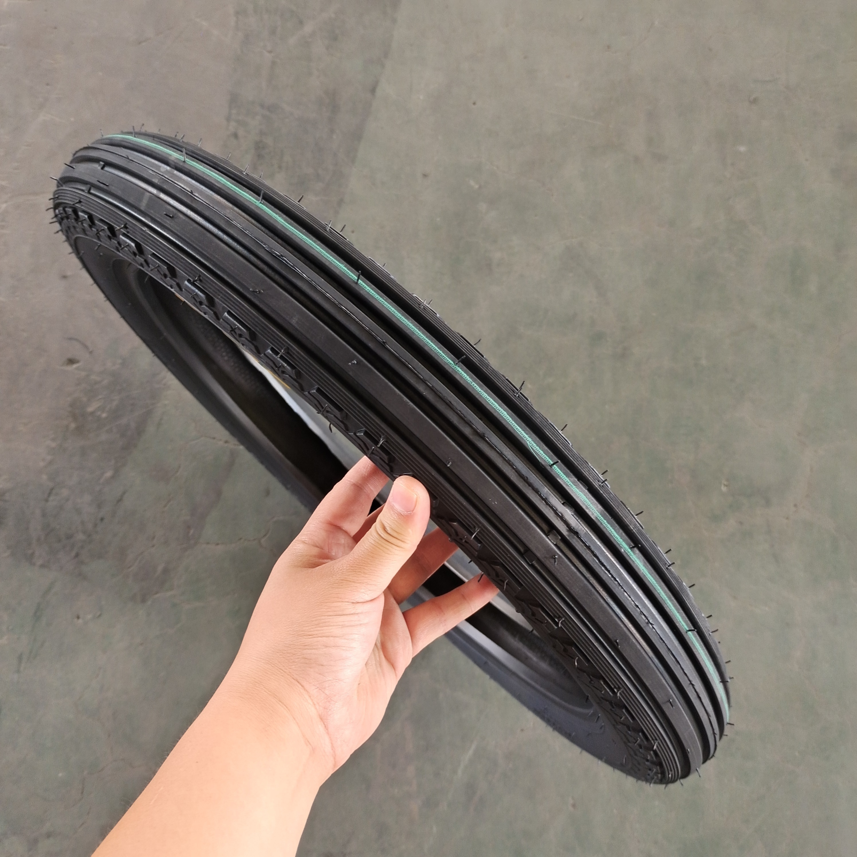 Hot sale high quality sawtooth vintage motorcycle tire tyre 2.75-17