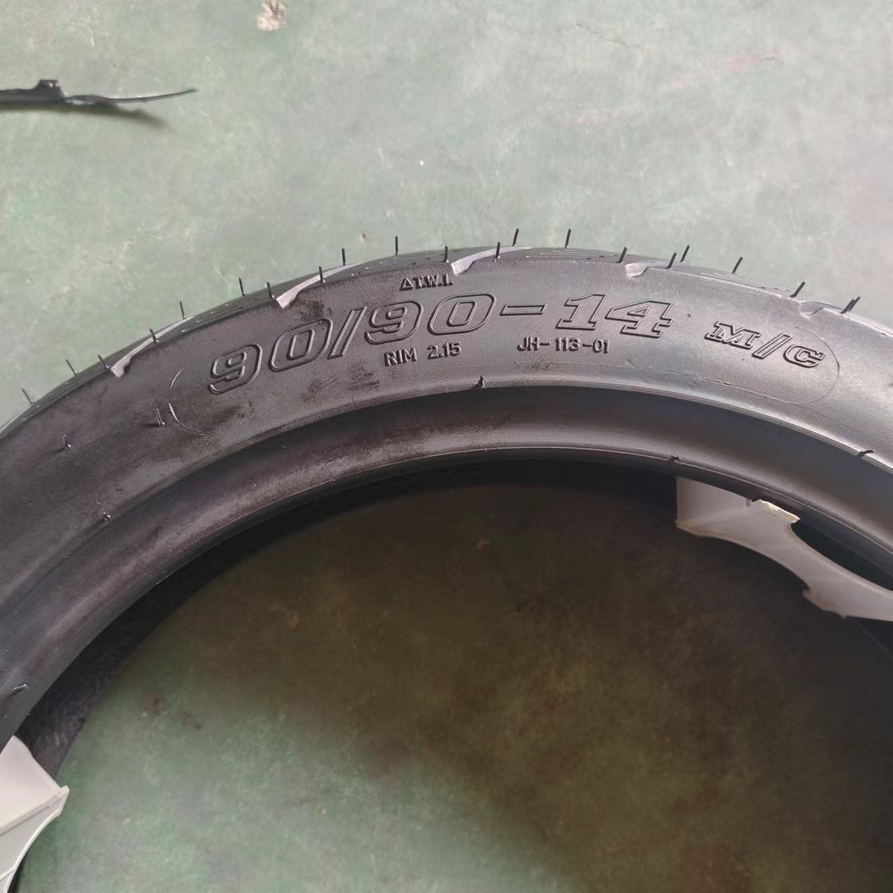 motorcycle tyre road tire 14inch gp tire