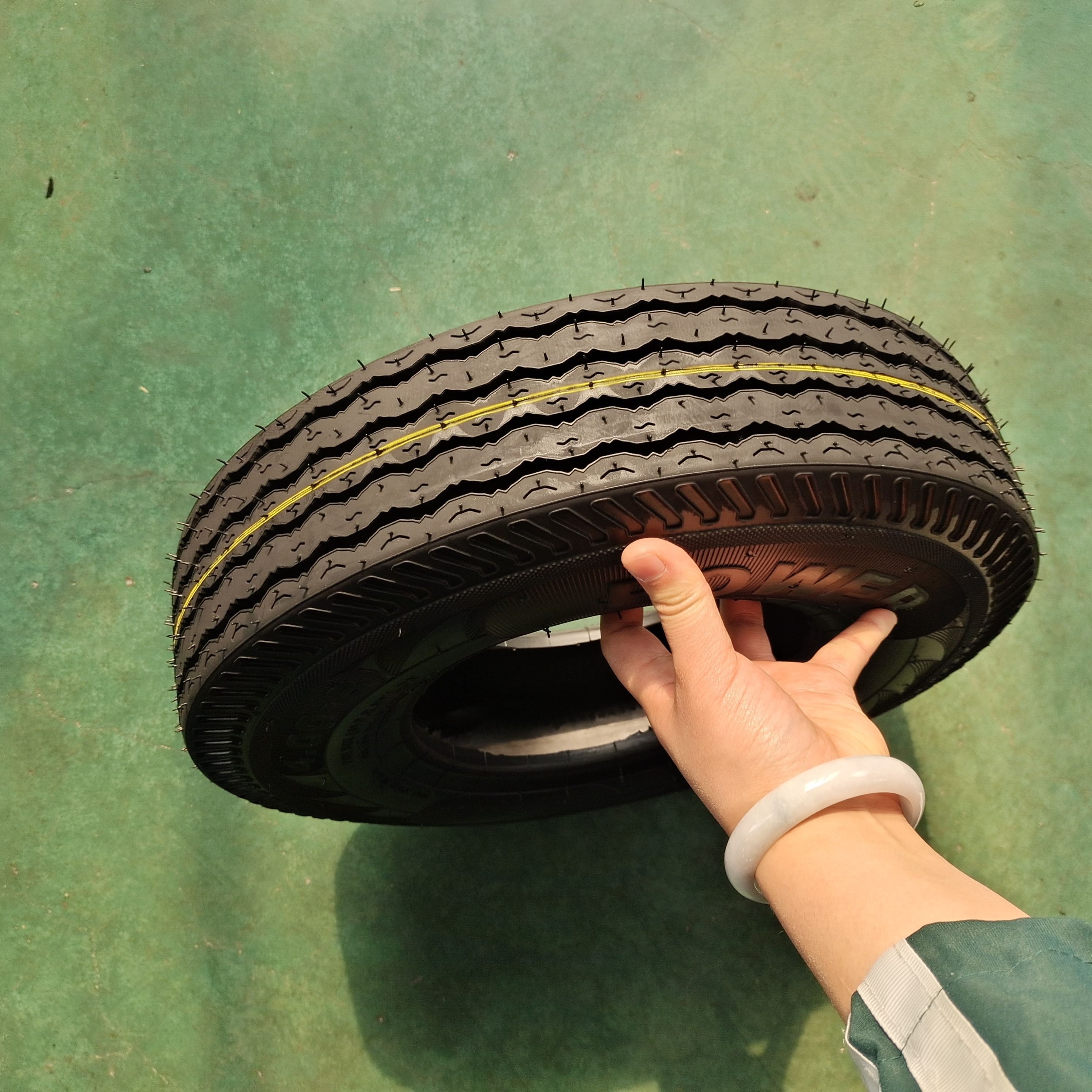 INDIA brand original CEAT Tire MRF 4008 Bajaj Tire Tuk Tuk Tires 4.00-8