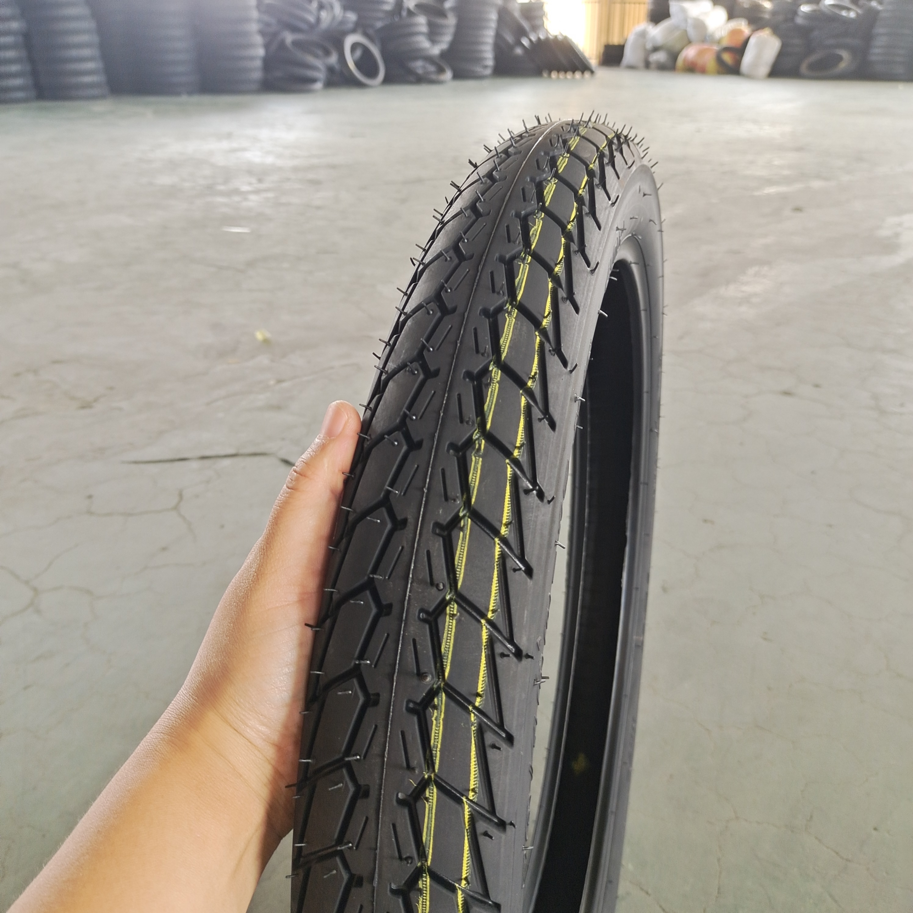 Motorcycle tyre 70/100-17 , china motorcycle tubeless tyre 70100-17 60/100-17  tire