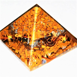 Yellow Aventurine Aluminium Layered Orgone Pyramids Wholesale Crystal Crafts Reiki Inspirational EMF Protection Resin Pyramids