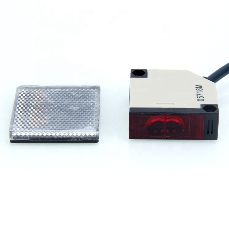 HS20 The square relays built-in DC diffuse type 18*50*50 E3JK-DS30M1 photoelectric proximity sensor switch